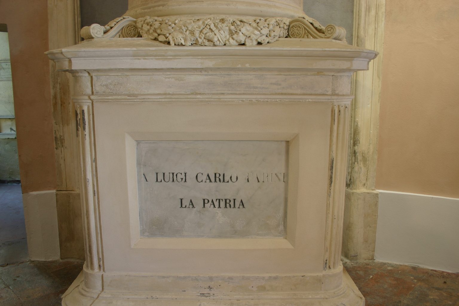 Luigi Carlo Farini's monument (plaster model), Cemetery's famedio, Russi, Italy - 04.JPG
